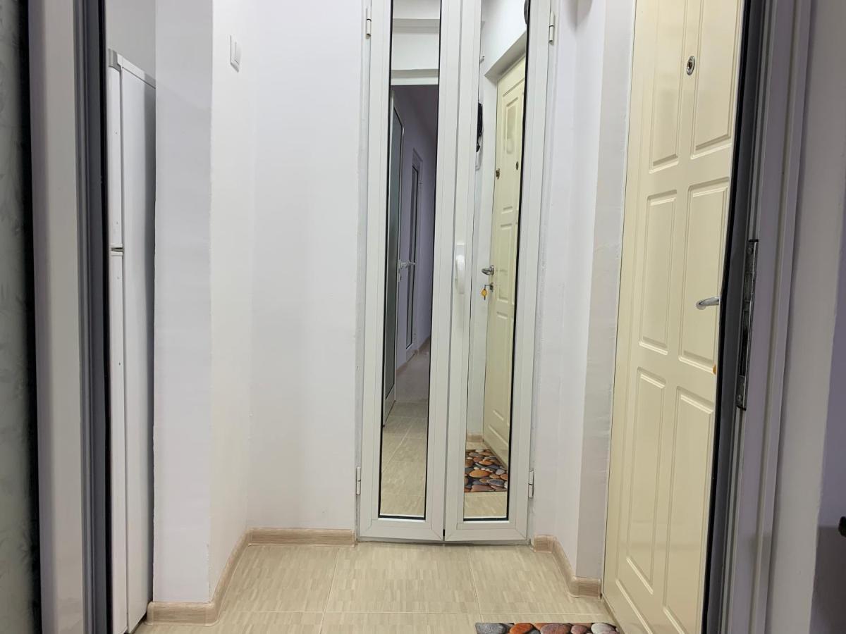 Eli Apartment Galaţi Eksteriør billede